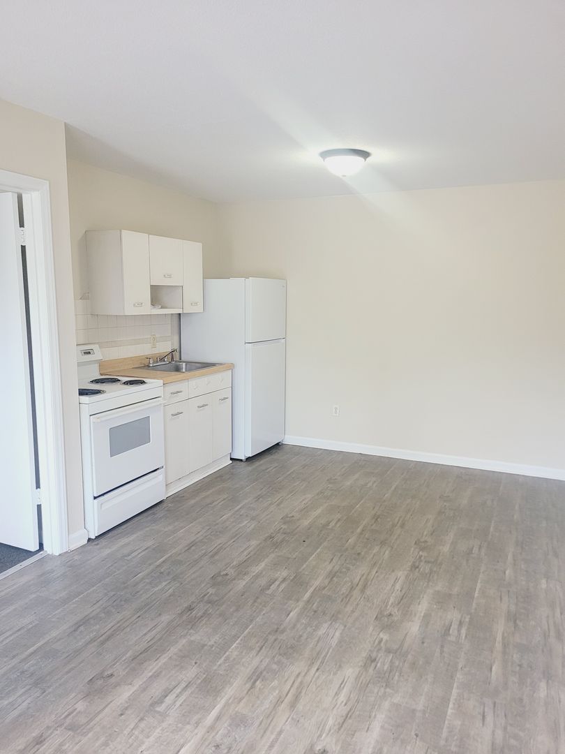 Gretna Apartment: 284 Farmers Mountain Road