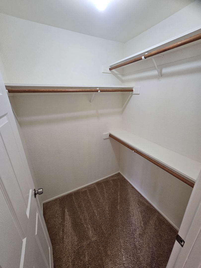 Harbor City Apartment: 1614 257 th St