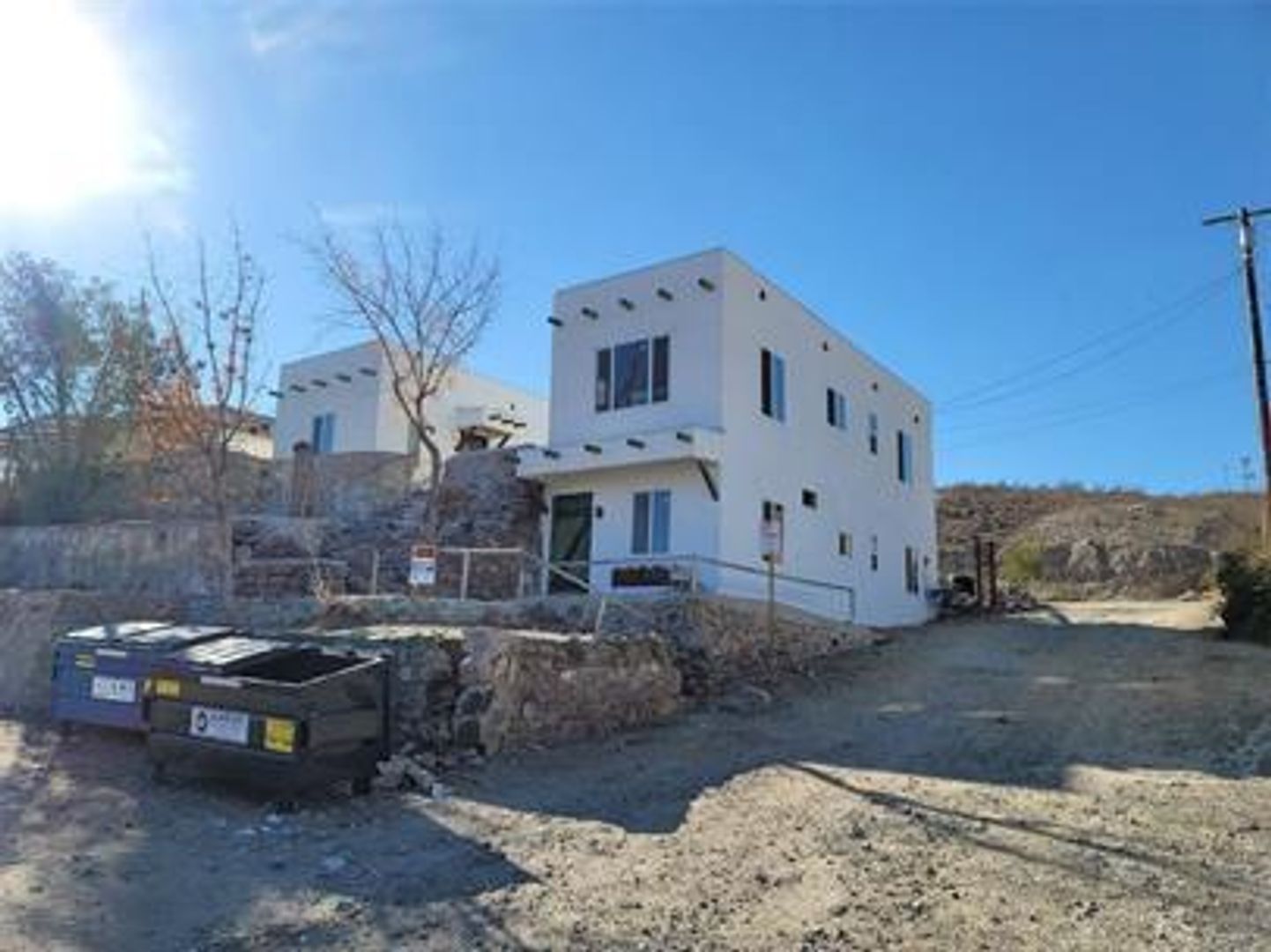Barstow Apartment: 200 White St