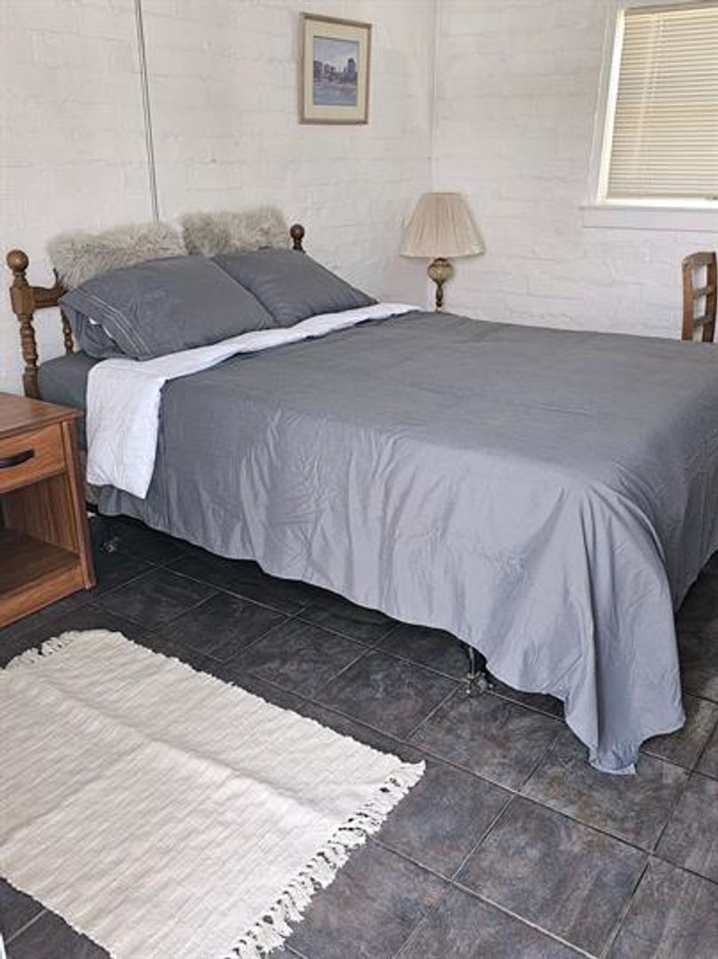 Yermo Apartment: 38818 Yermo Road