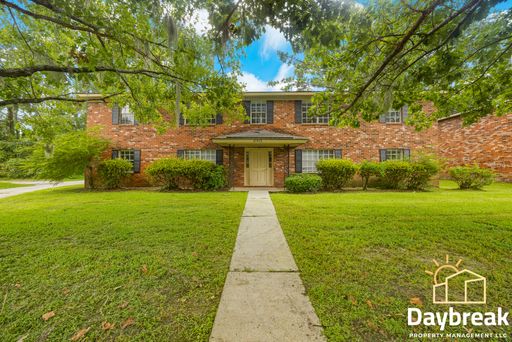 Newly Remodeled 2 Bed 1 Bath – Quiet Cul-de-Sac with Private Parking – photo 1