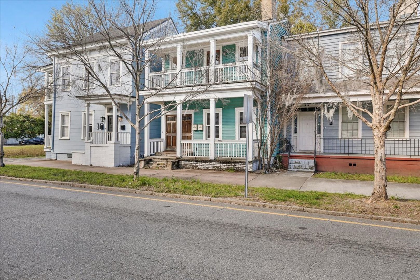 Savannah Apartment: 216 W Anderson Street