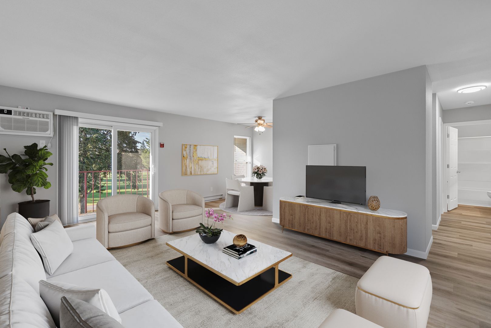Monroe Apartment: 1700 30th Ave #6