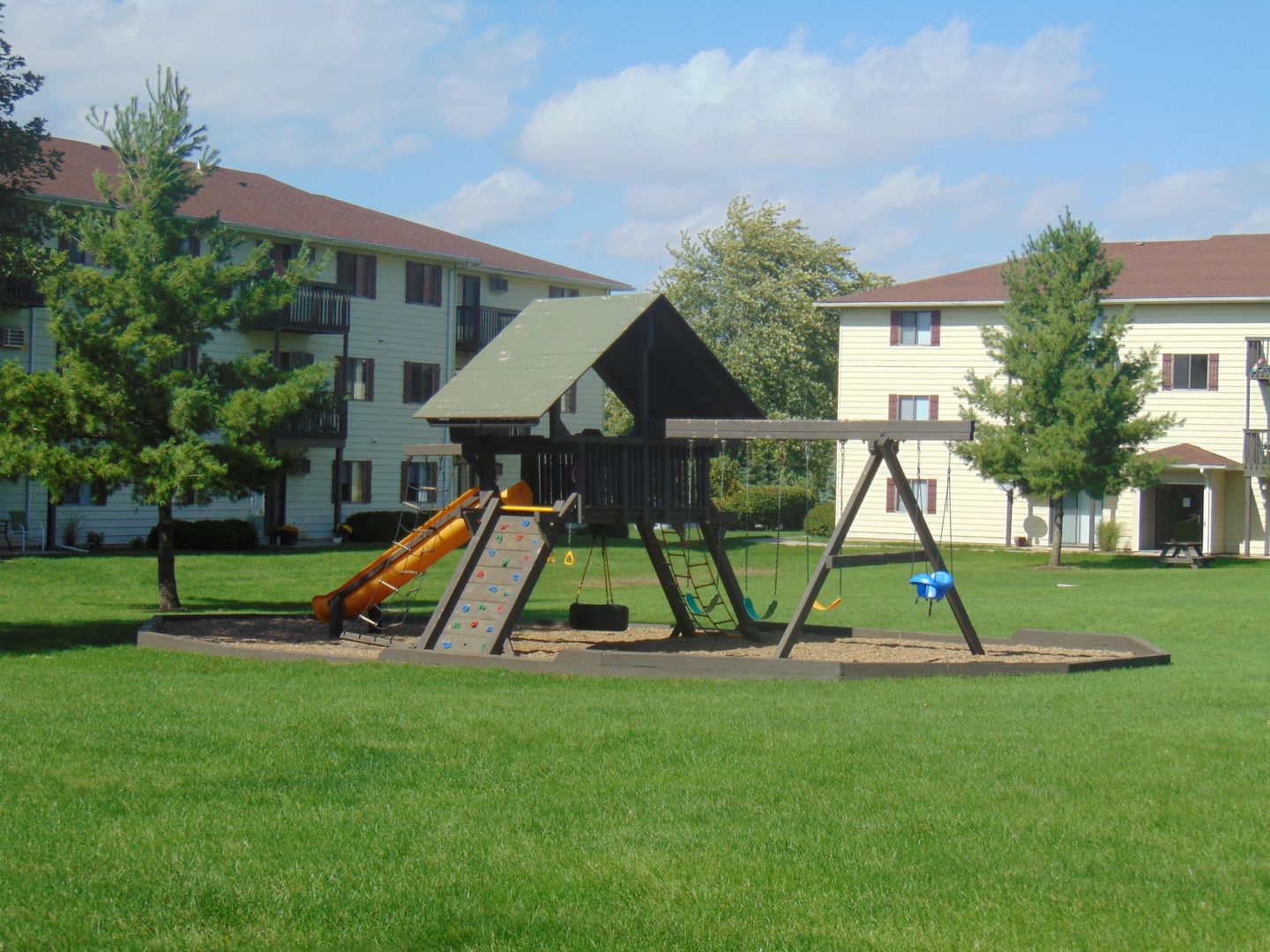 Bridlewood Apartments 9 of 12