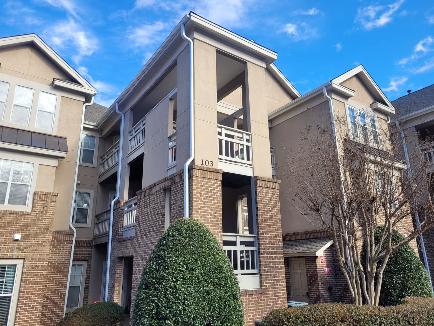 Mooresville House: 103 Pier 33 Dr