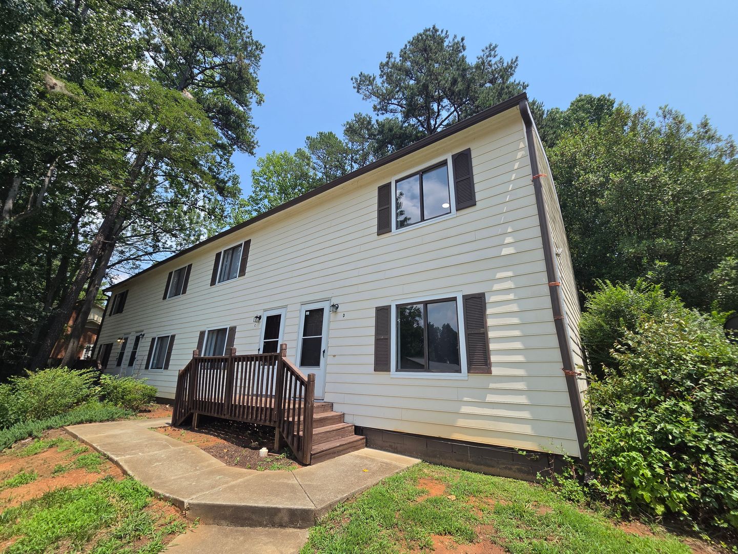 Mooresville House: 1260 Fieldstone Road