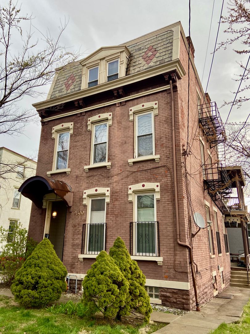 Cincinnati Apartment: 2800 Euclid Avenue