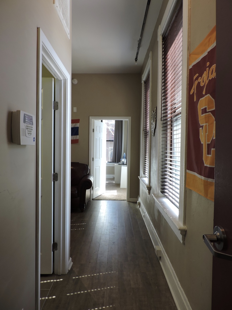 Cincinnati Apartment: 1342 Walnut Street