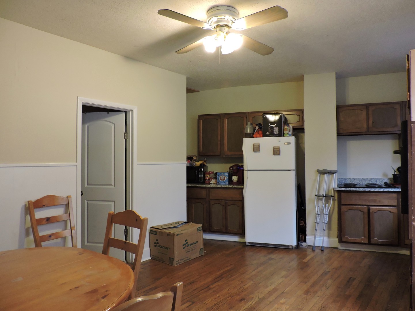 Cincinnati Apartment: 110 Lyon St