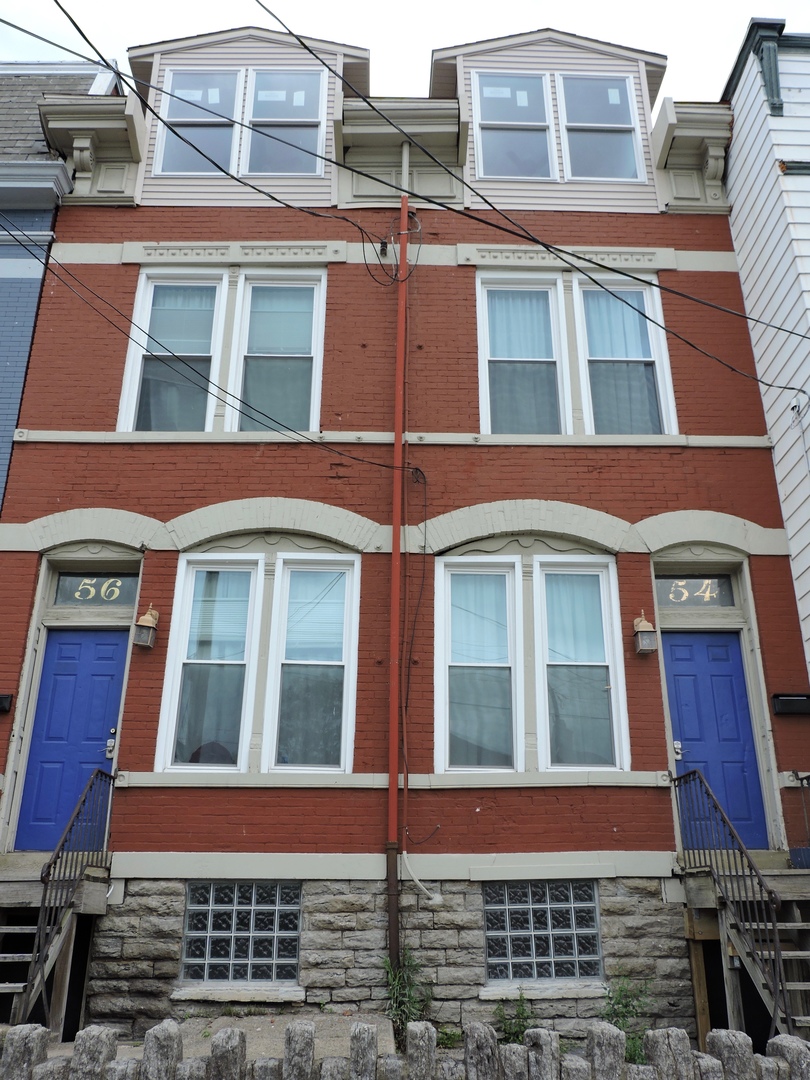 Cincinnati Apartment: 56 W McMillan Ave