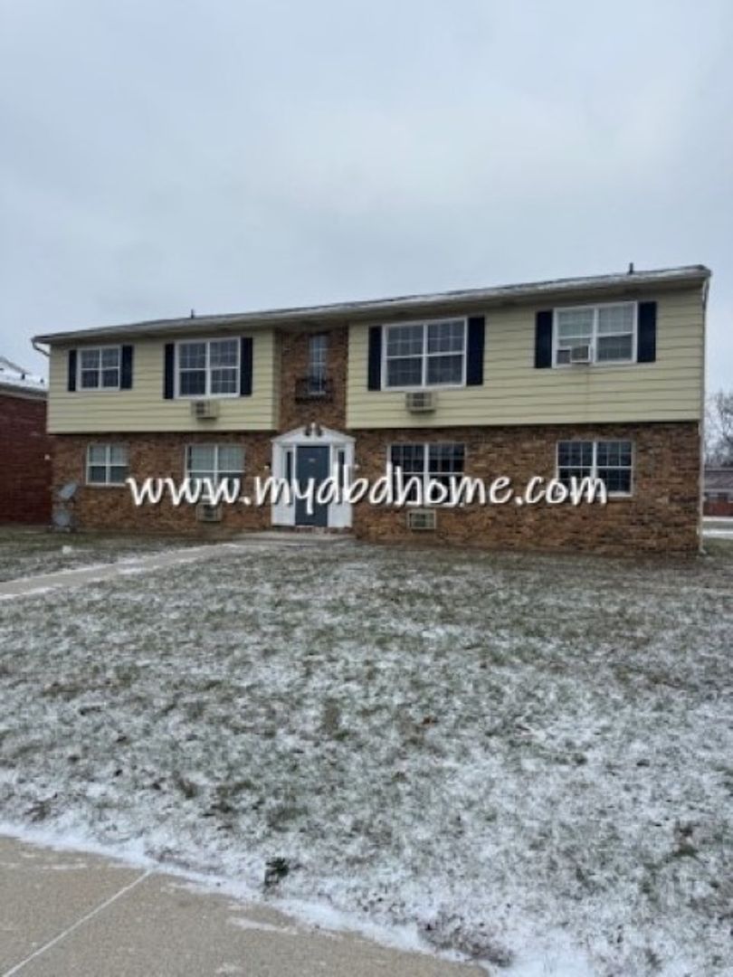 Ft. Wayne Apartment: 4707 Furge Dr.