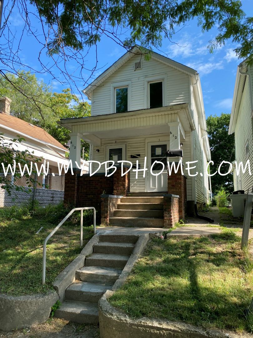 Fort Wayne Apartment: 612 Walnut St.