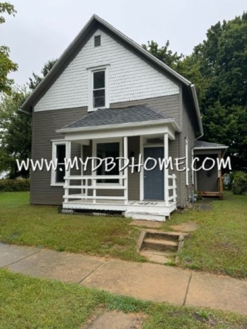 Ft. Wayne House: 1334 Huestis Ave