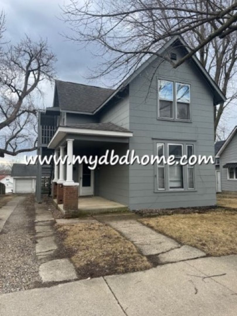 Fort Wayne Apartment: 1637 Howell St.