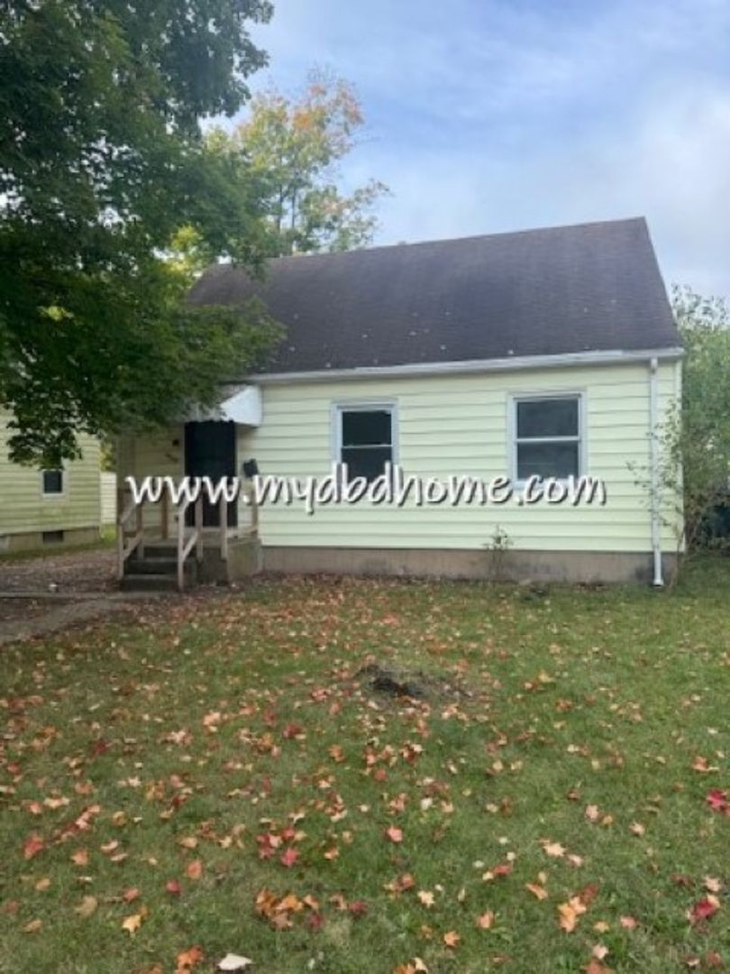 Fort Wayne House: 4508 Plaza dr