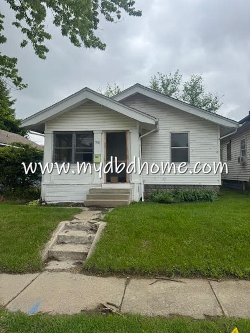 Fort Wayne House: 3131 Oliver St