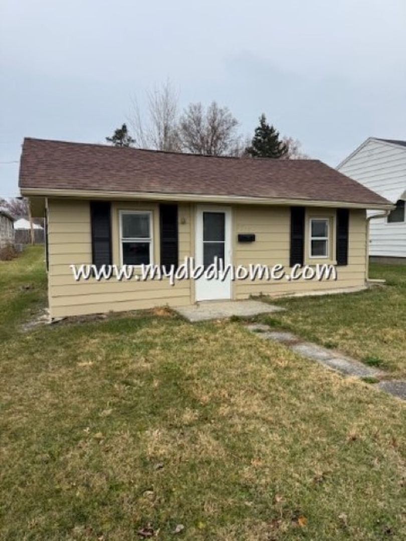 Ft. Wayne House: 2717 Clara Ave