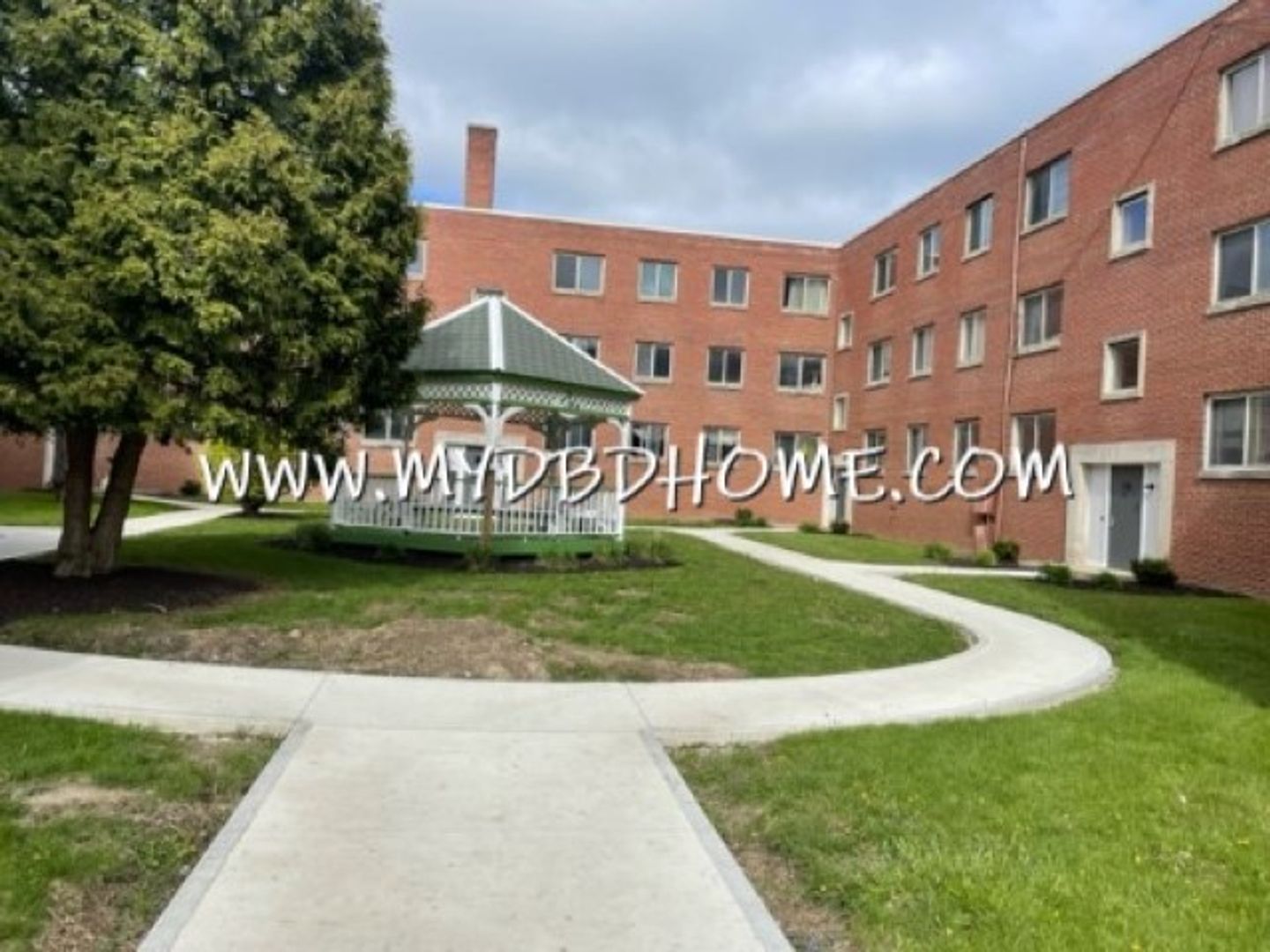 Ft. Wayne Apartment: 2301 Florida Dr.