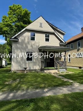 429 Perry Ave. #2