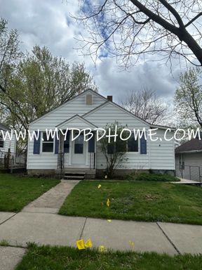 1305 Spring St – photo 1