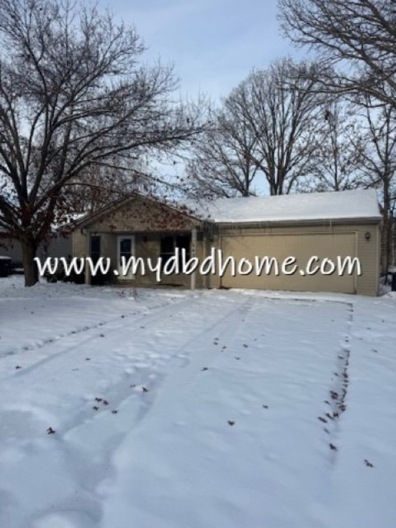 Ft. Wayne House: 6621 Wood Rim Run