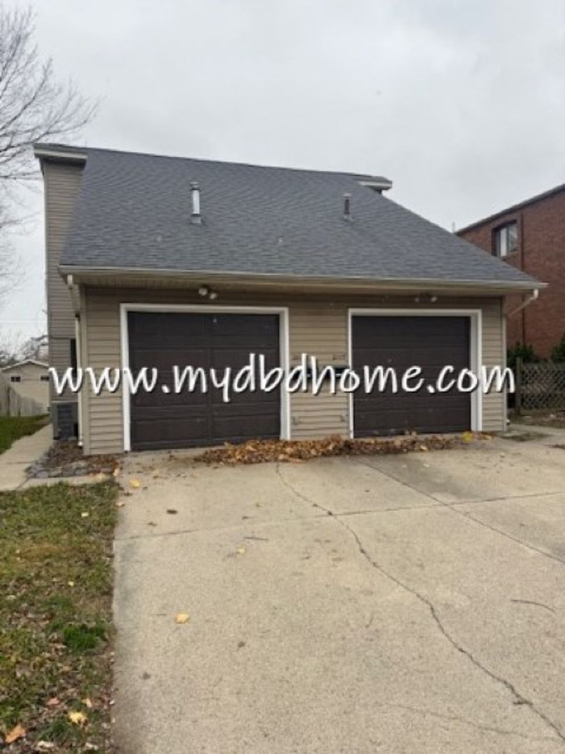 Fort Wayne House: 2007 Hillside Ave