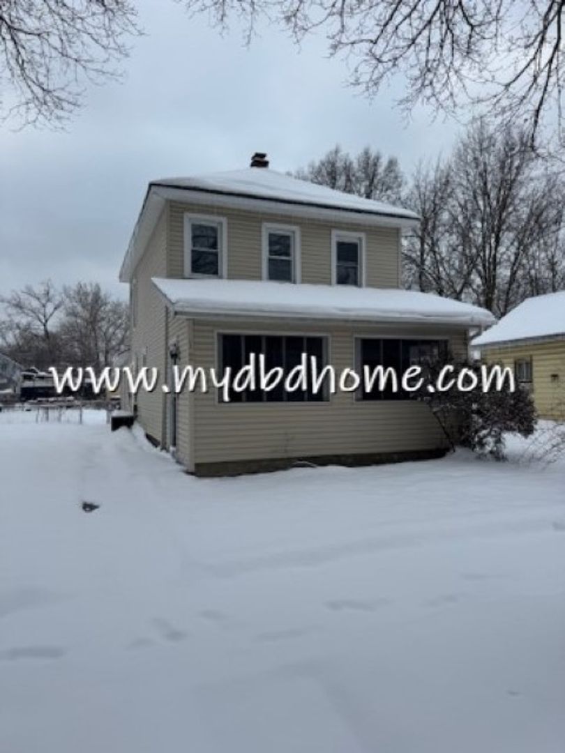Fort Wayne House: 1223 Elm St