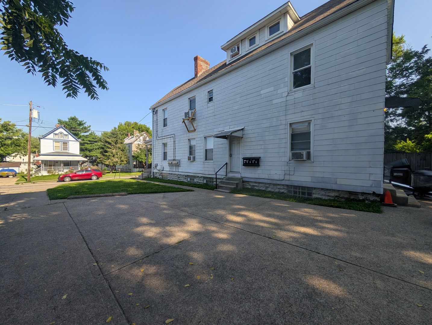 Cincinnati Apartment: 5118 Globe Ave