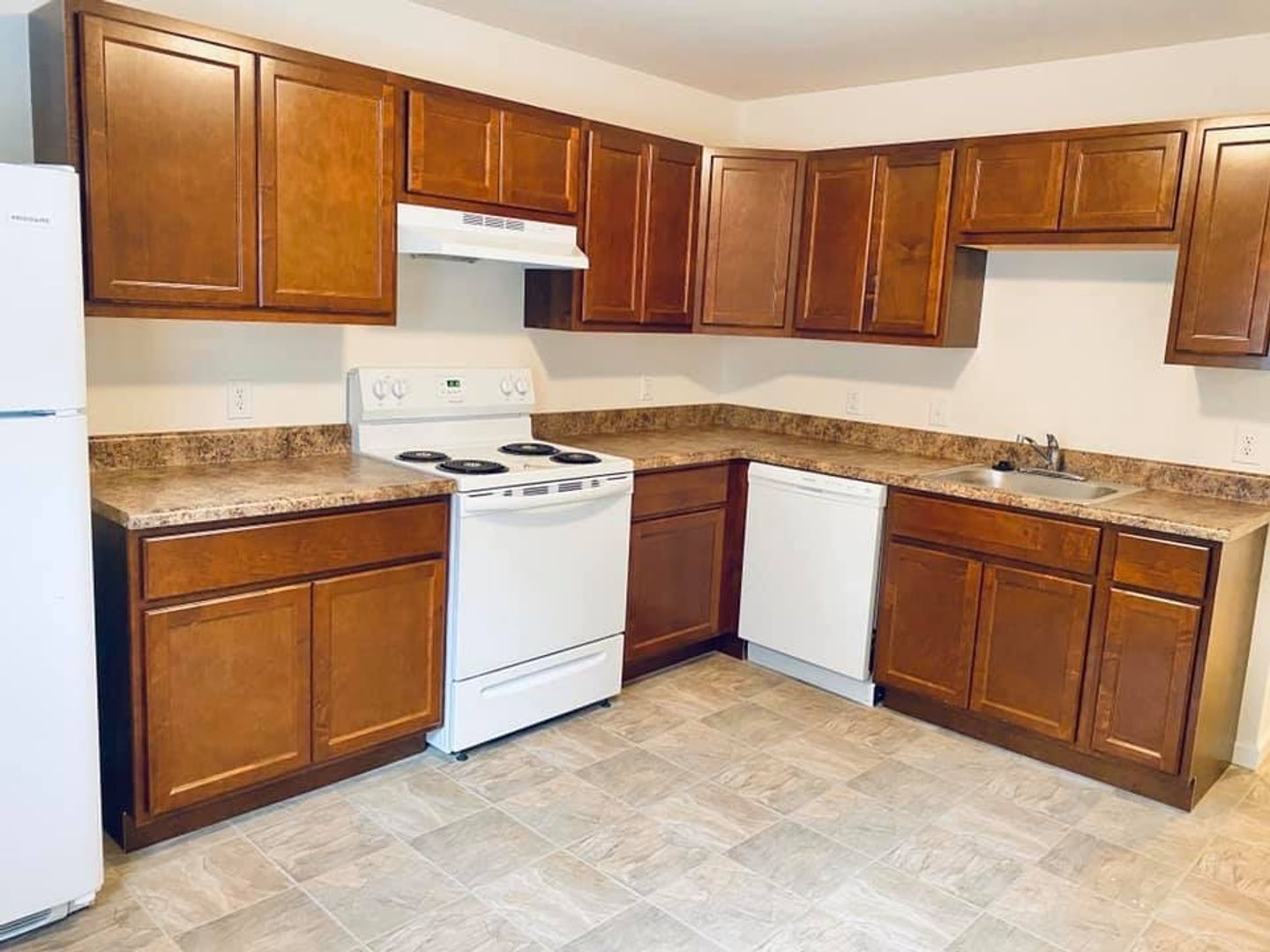 Moscow Mills Apartment: 194 Killdeer Circle