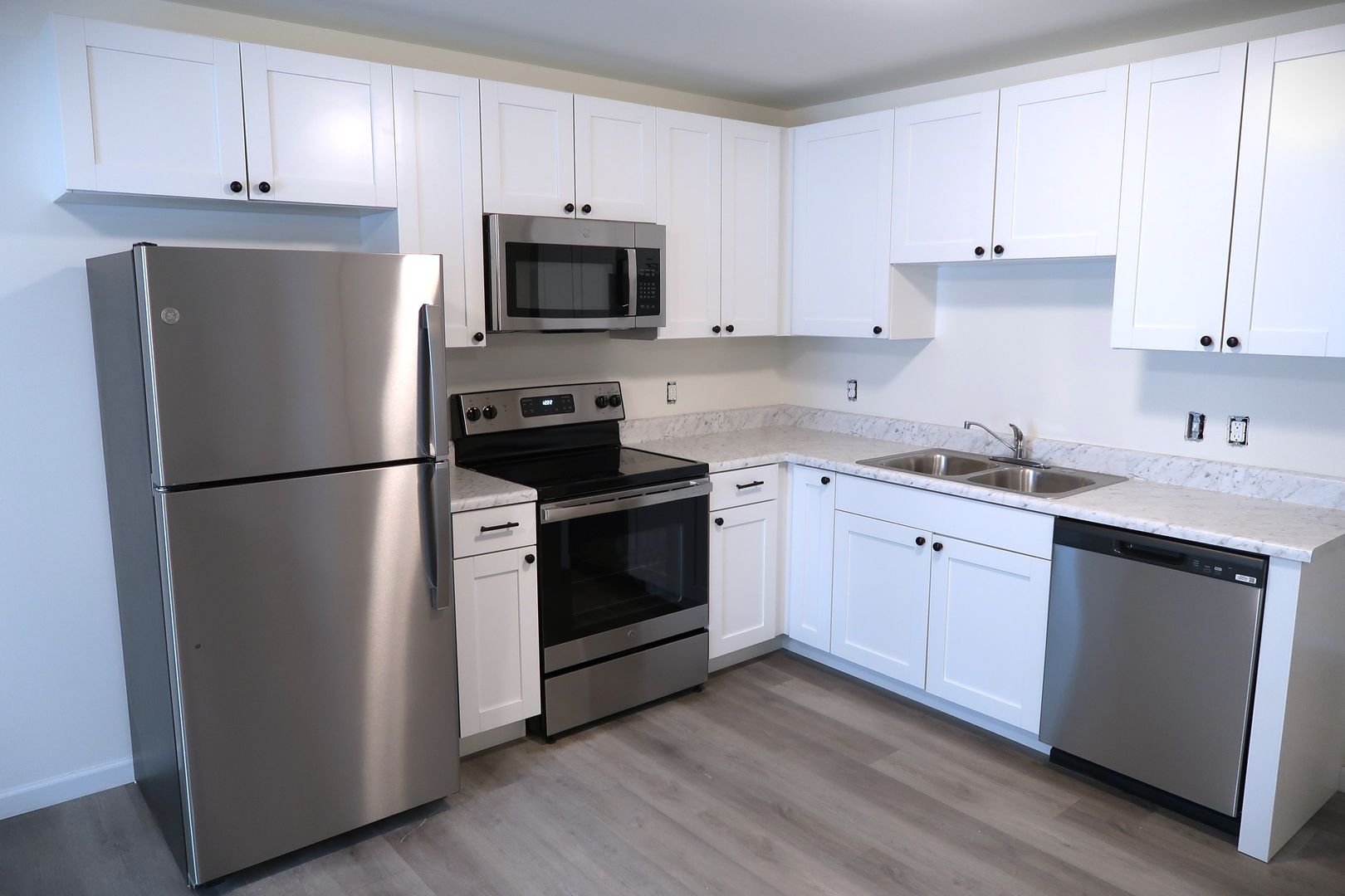 Moscow Mills Apartment: 4 Quail Run Blvd.