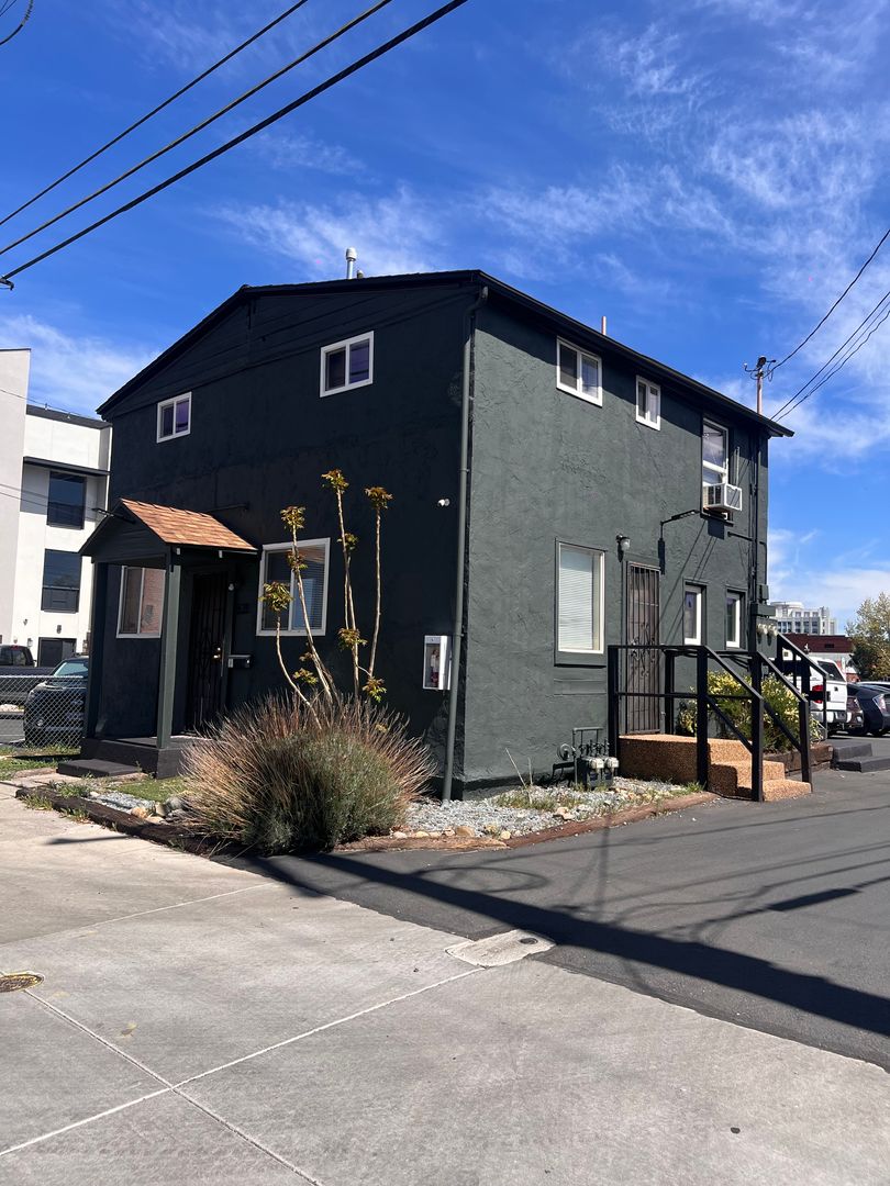 Reno Apartment: 531 Lander St