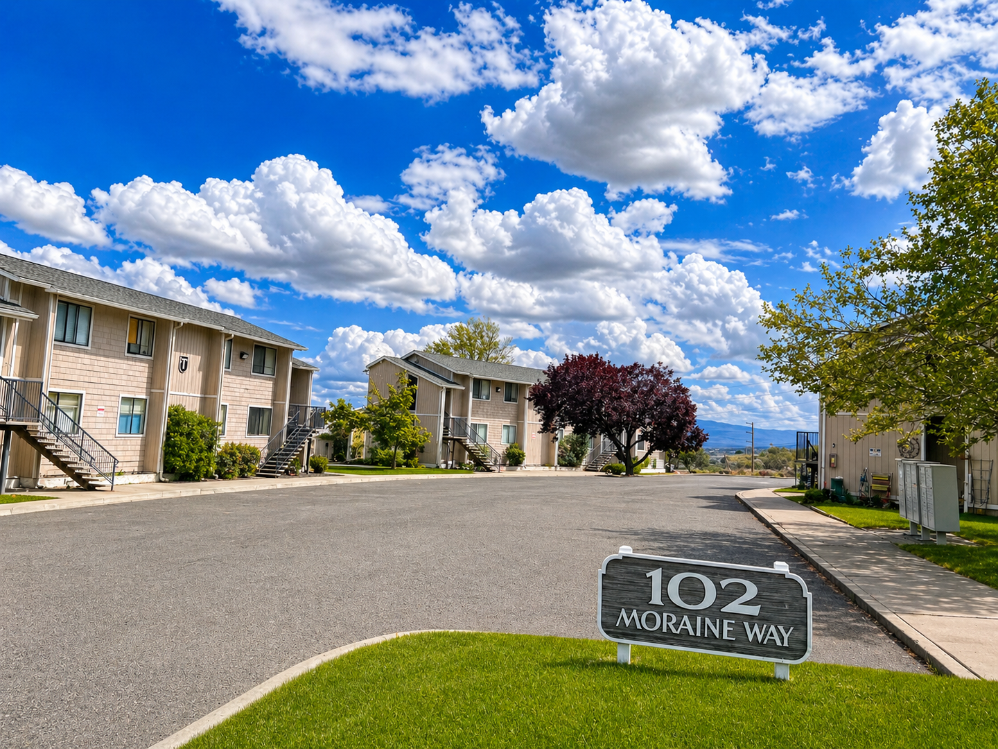 Reno Apartment: 102 Moraine Way