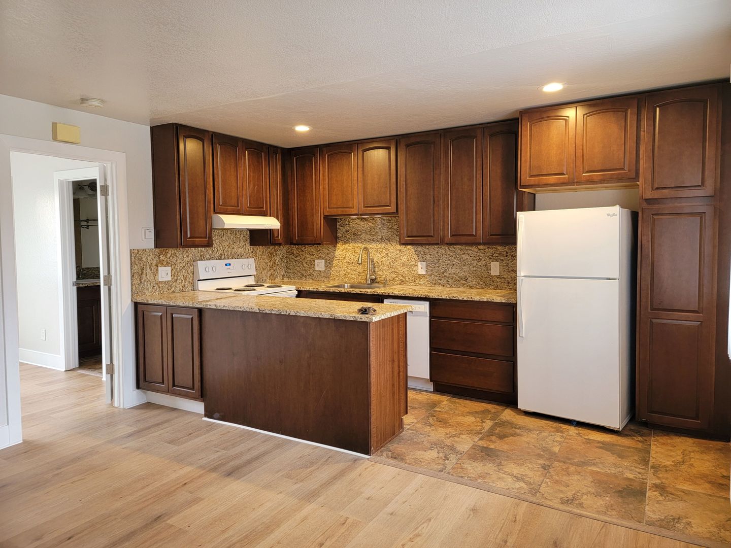 Reno Apartment: 306 E Taylor St