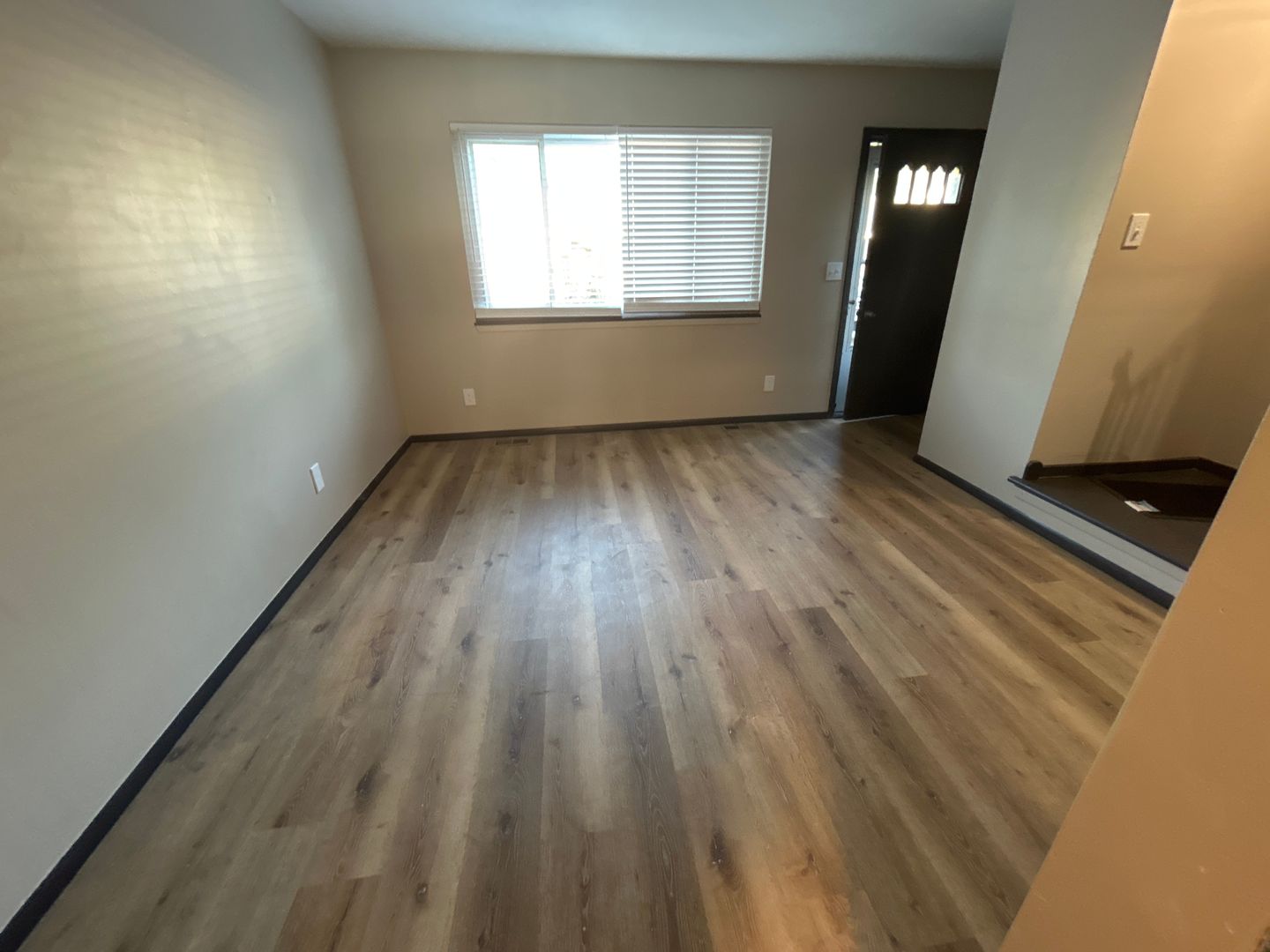Mentor Apartment: 7155 Hart Street