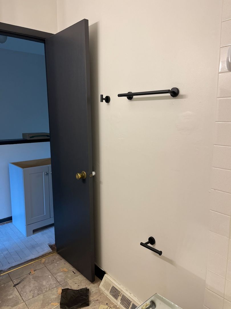 Mentor Apartment: 7155 Hart Street