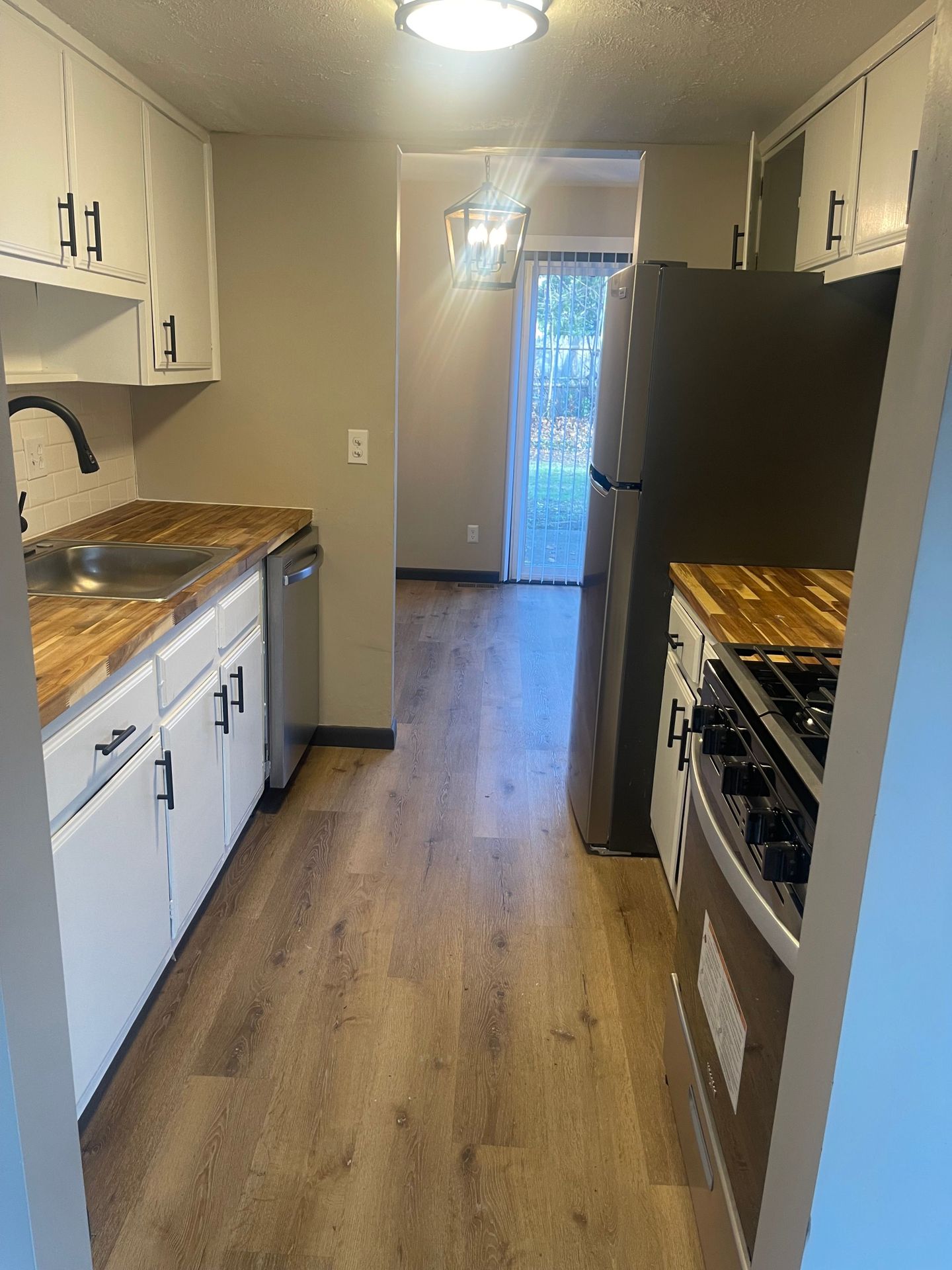 Mentor Apartment: 7155 Hart Street