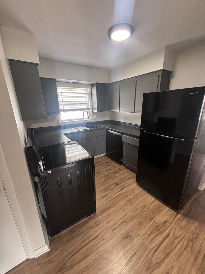 Cedar Rapids Apartment: 1380-1380.5 O Ave NE