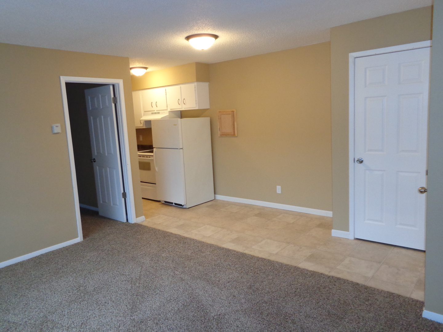 Cedar Rapids Apartment: 173-177 16th Ave SW