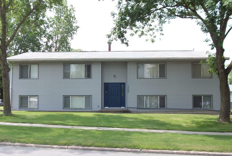 Marion Apartment: 1345-1365 Meadowview Dr