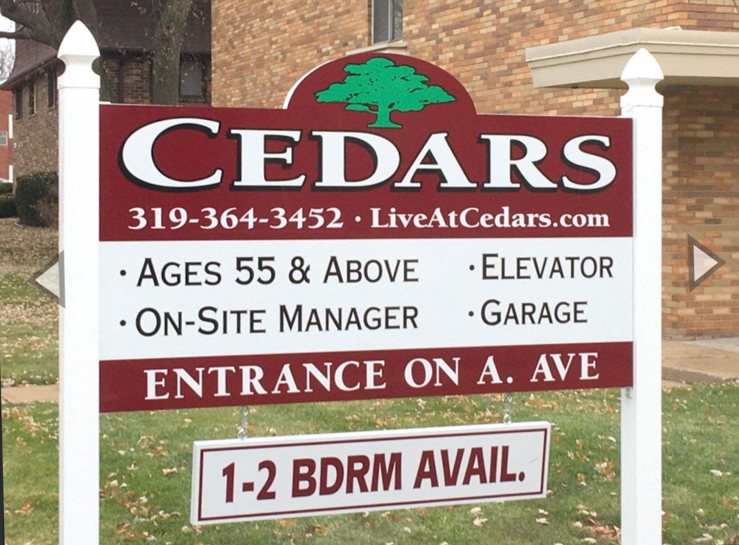 Cedar Rapids Apartment: 2030 1st Ave NE
