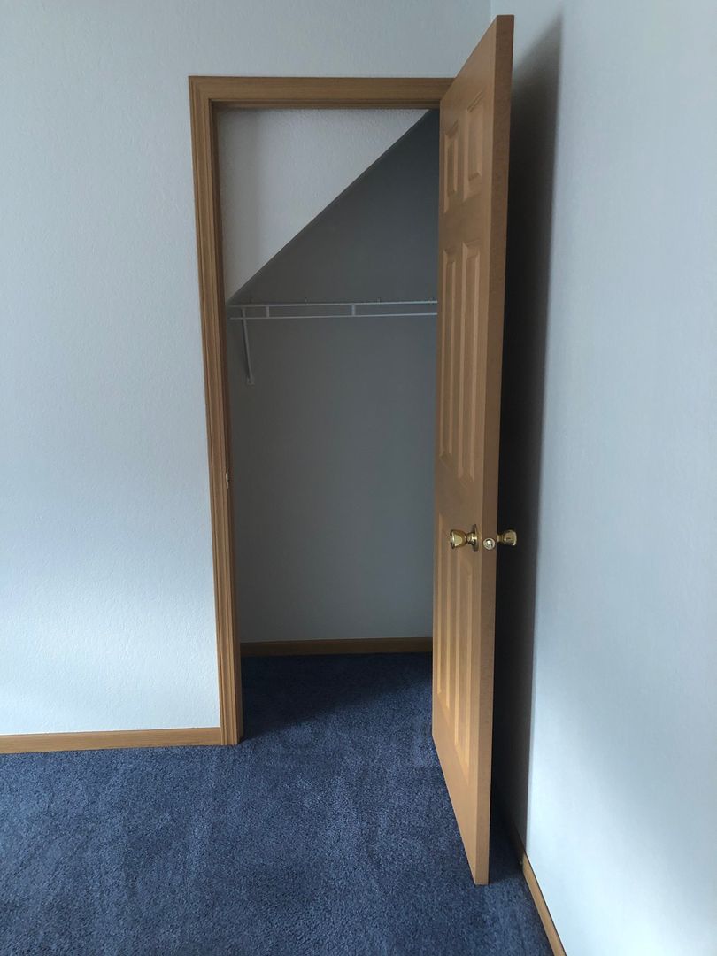 Cedar Rapids Apartment: 511-513 C Ave NW