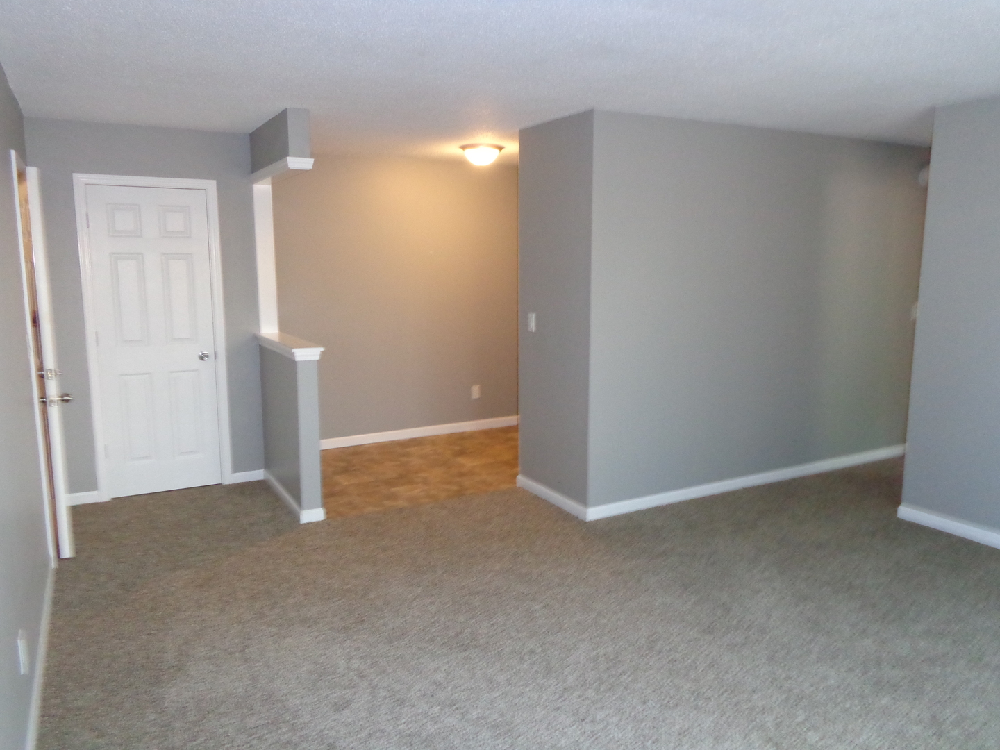 Hiawatha Apartment: 285 Robins Rd