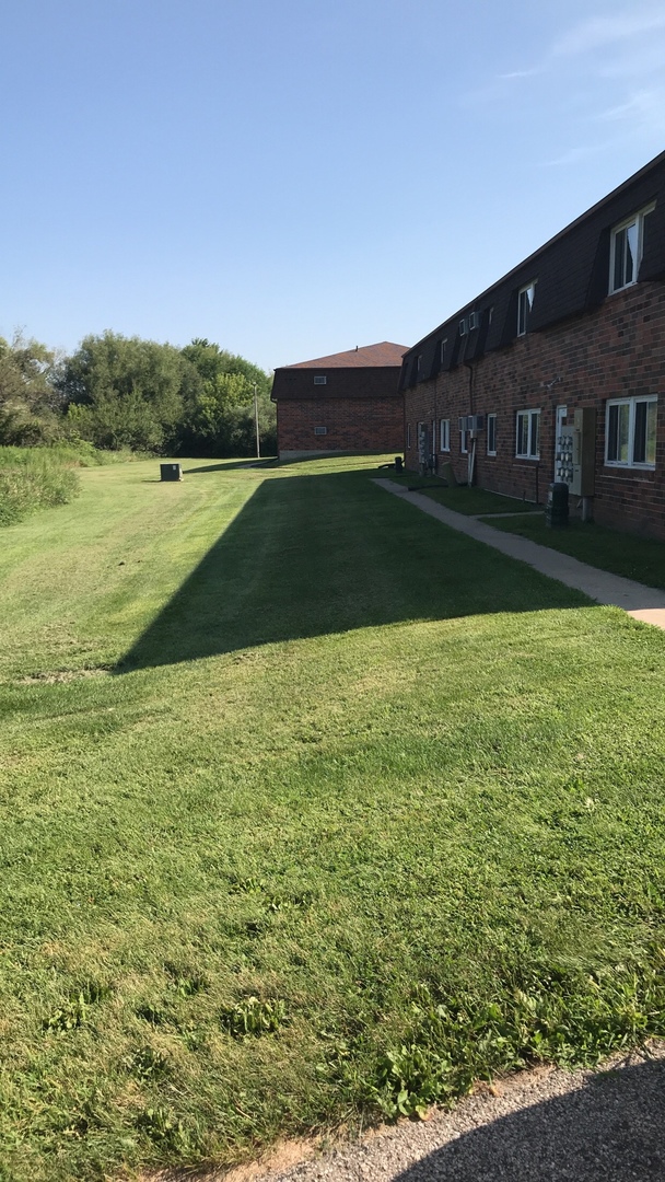 Marion Apartment: 1450-1540 44th St