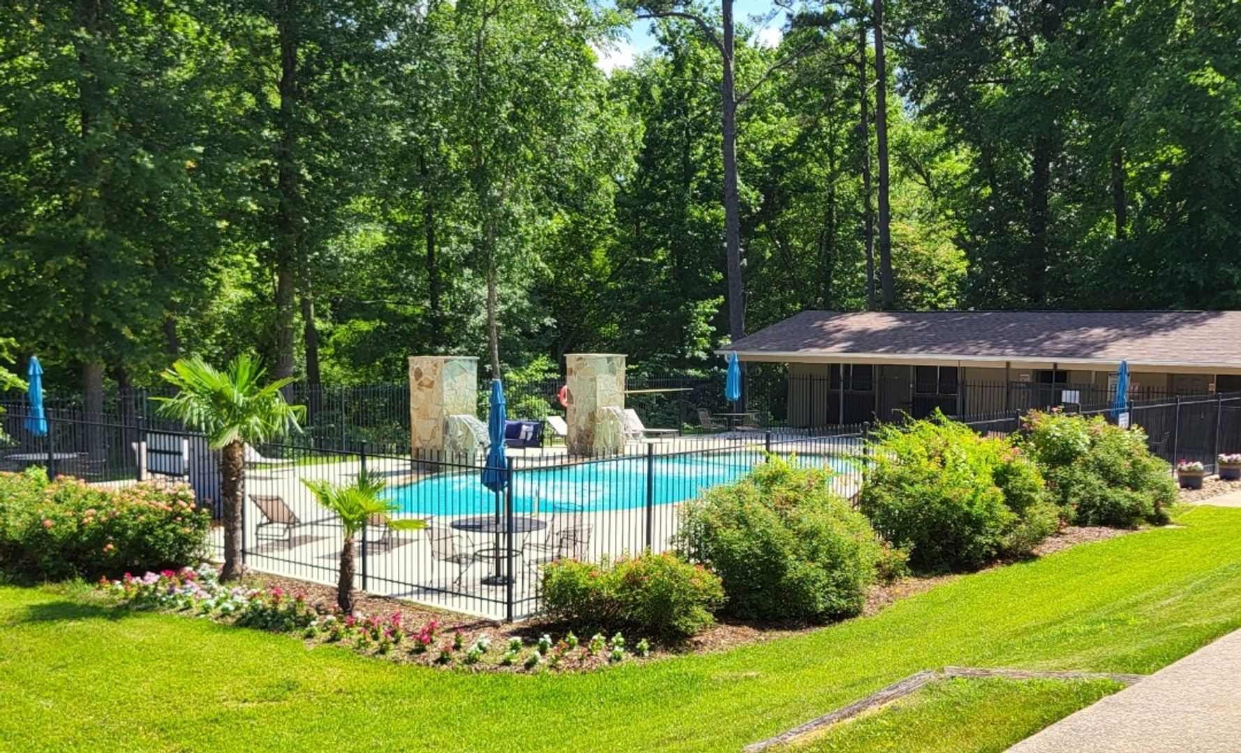 Tyler Apartment: 2400 Shiloh Rd