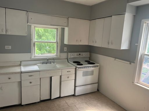 1 Bed 1 Bath Rental at 1013 Acker Ave - Lower, Scranton, PA – photo 1