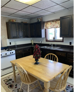 Large 3 bed/1 bath Duplex Apartment on St Ann's Street - West Scranton. $1145/month – photo 1