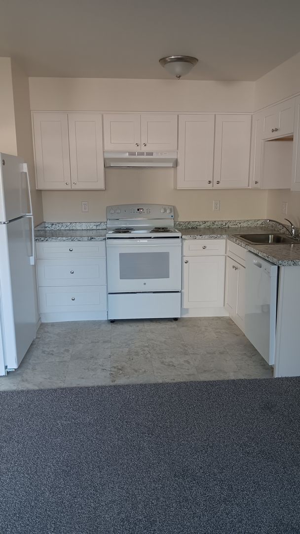 Vancouver Apartment: 3700 E Fourth Plain Blvd