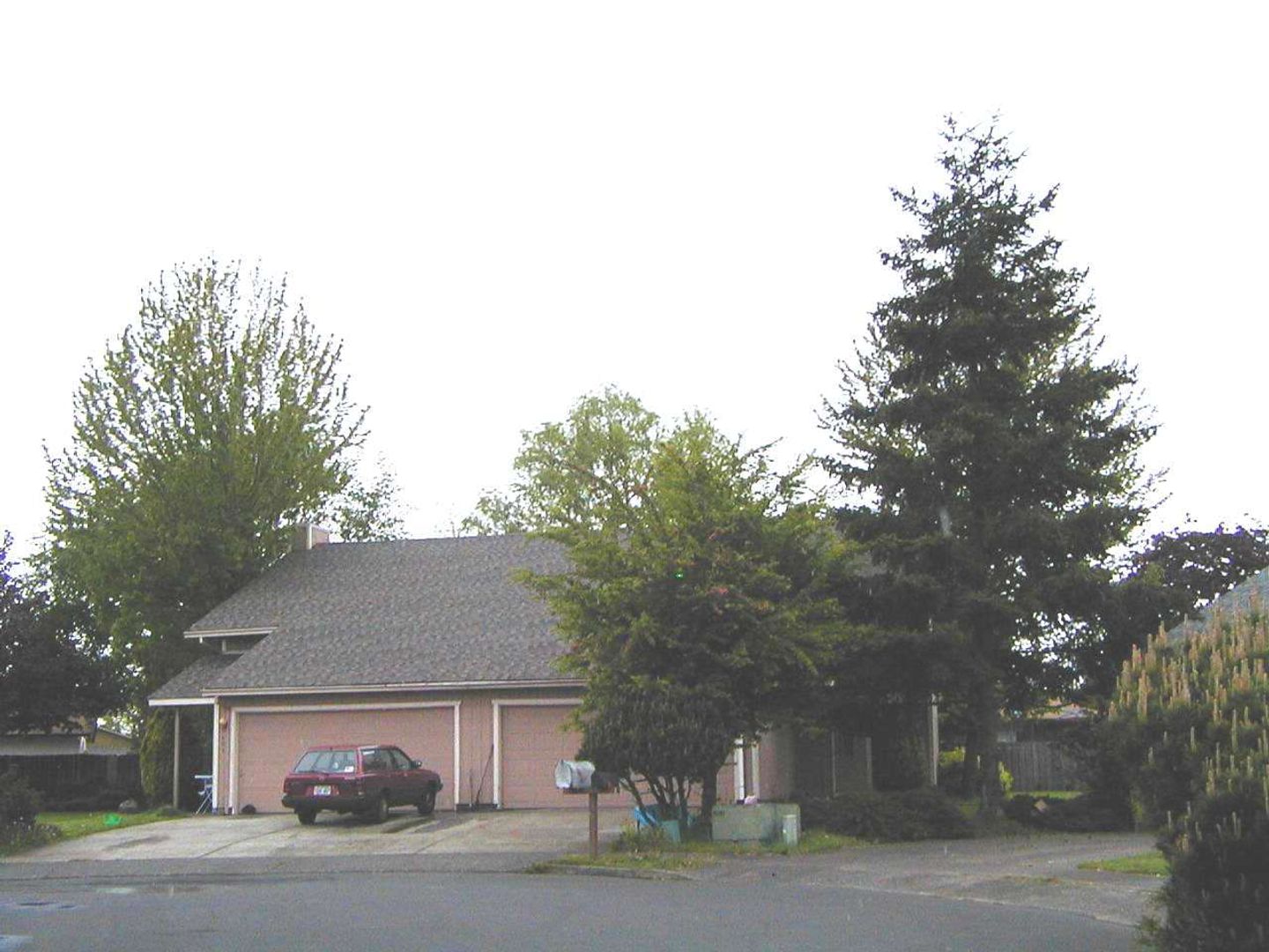 Vancouver Apartment: 1601/1603 SE 146th Court