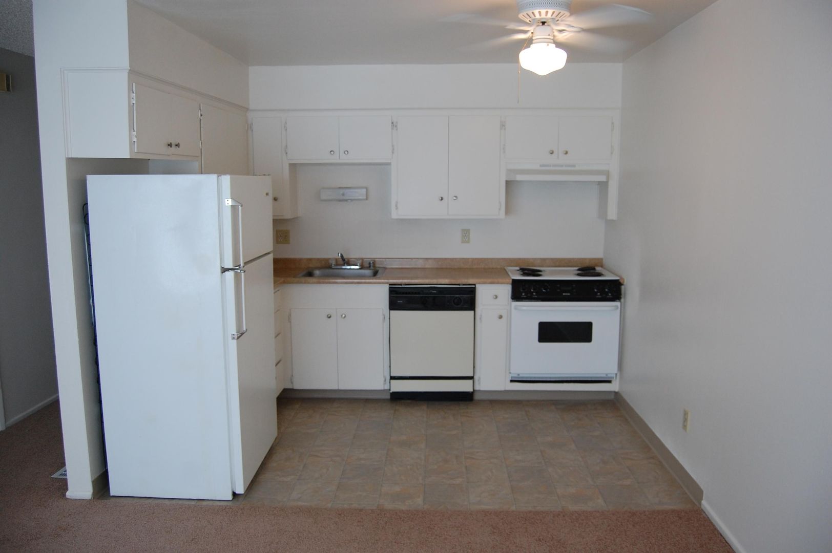 Vancouver Apartment: 3700 E Fourth Plain Blvd