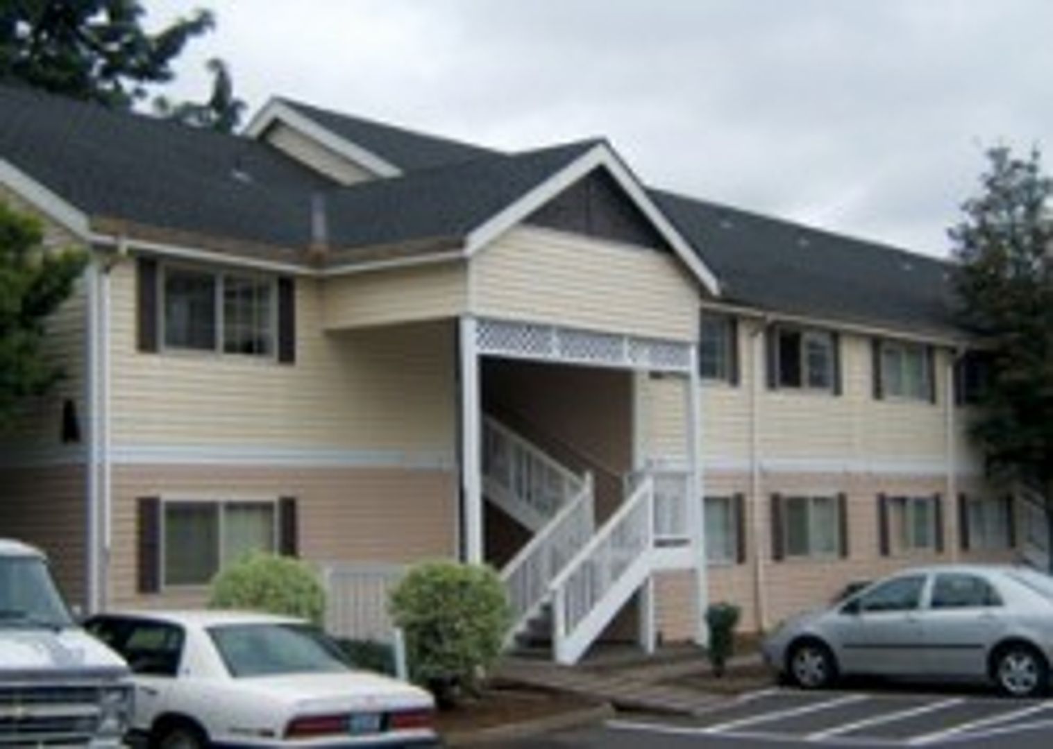 Vancouver Apartment: 3400 NE 66th Avenue